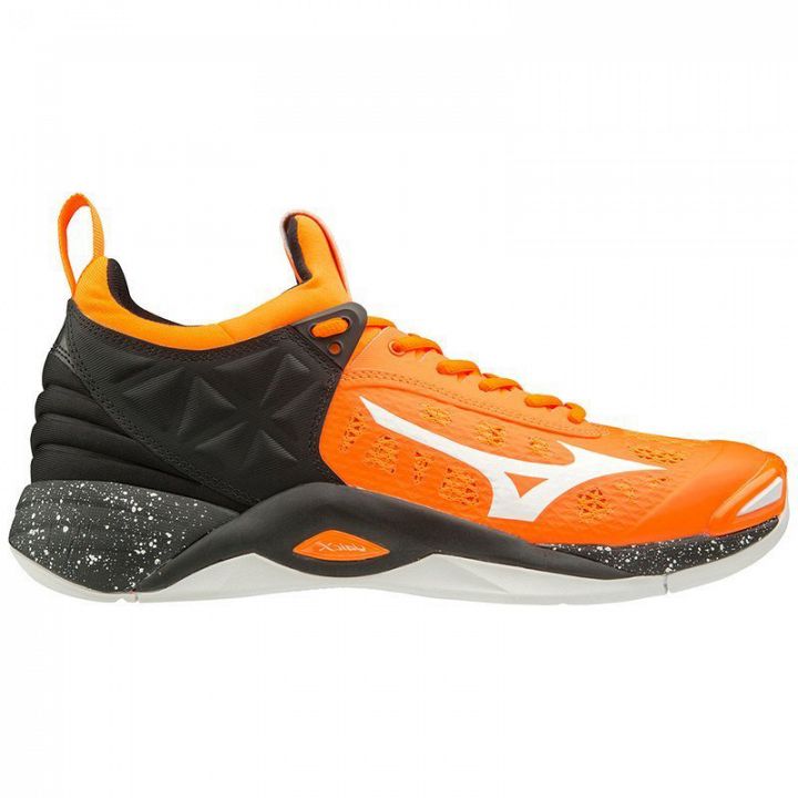 Mizuno Wave Momentum Orange Clownfish