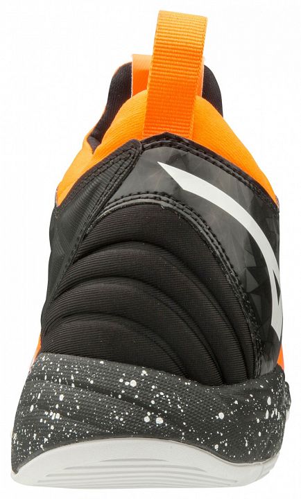 Mizuno Wave Momentum Orange Clownfish