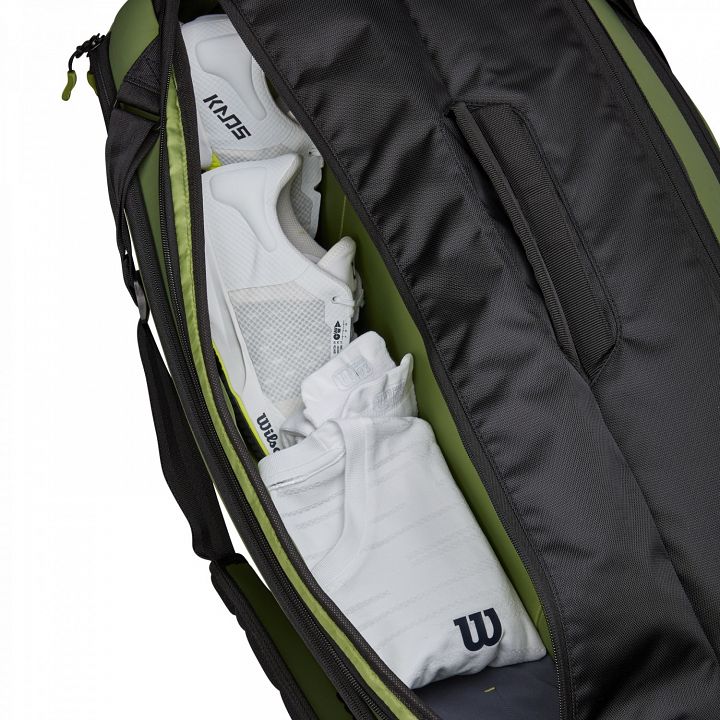 Wilson Blade v8.0 Super Tour Pack 9R